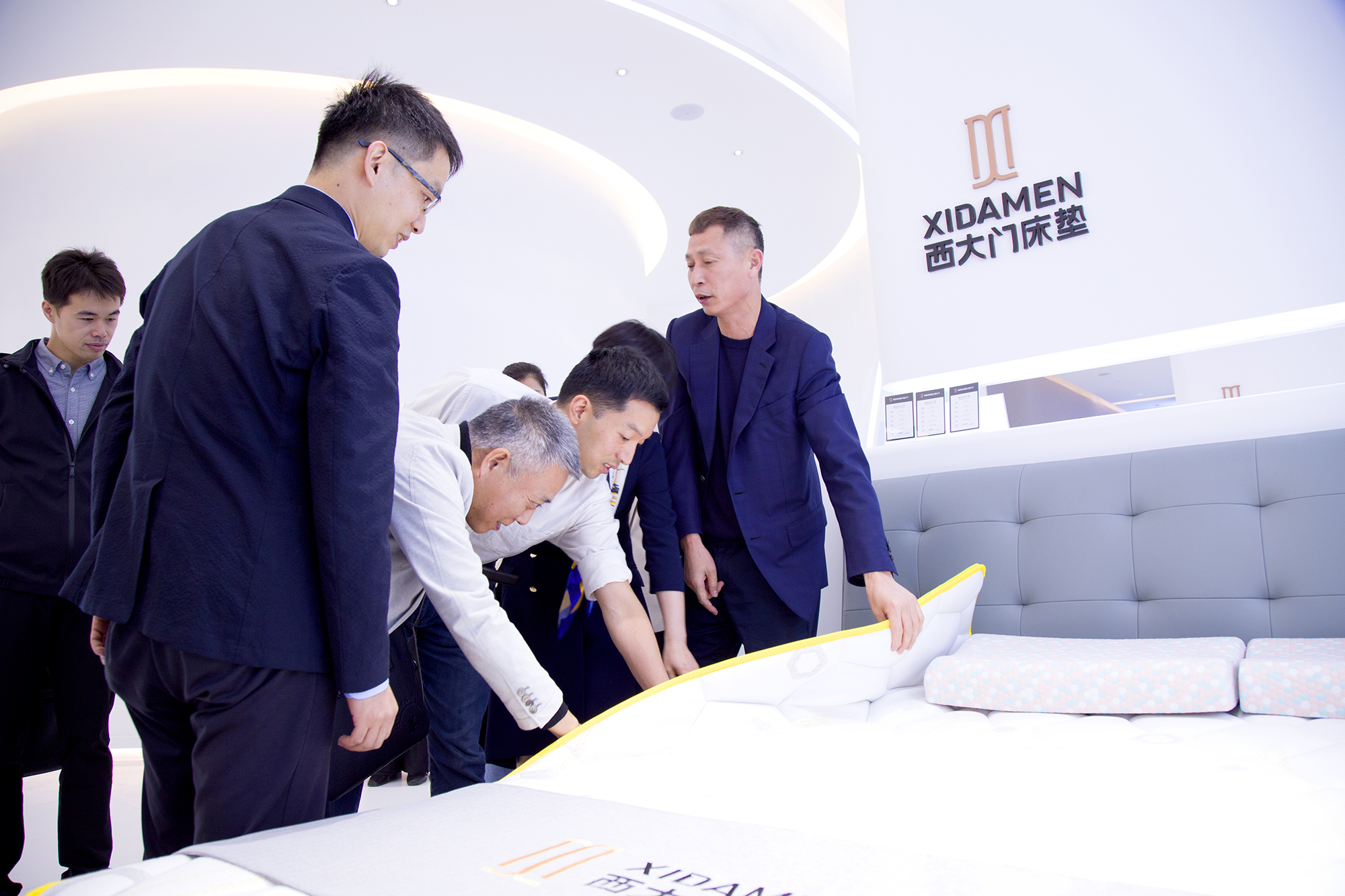 西大門股份接受“五星示范、雙強(qiáng)爭先”創(chuàng)建工作驗(yàn)收